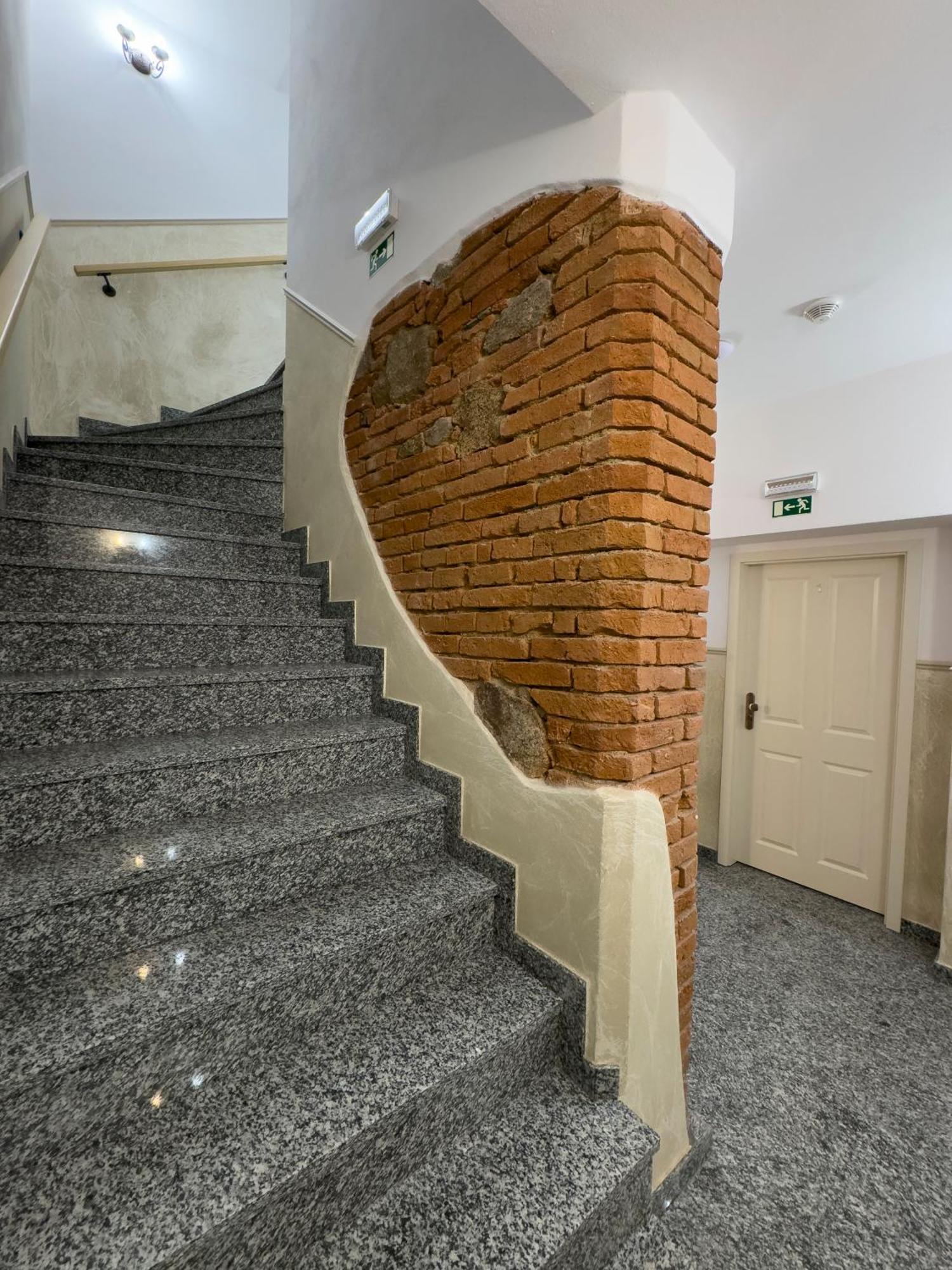 Yemenites Apartments Klatovy Exterior photo
